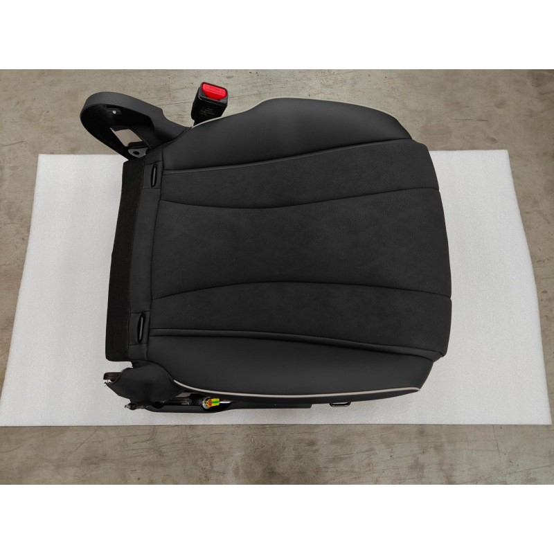 Coussin de siège passager avant-gris - BYD - 16322350-00