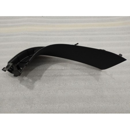 Blindage droit de couvercle de coffre - BYD - 16315065-00