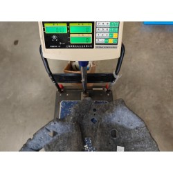 Coussinet de passage de roue arrière gauche - BYD - 16300489-00