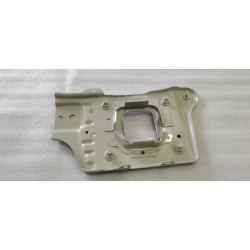 Plaque de montage gauche de la poutre du pare-chocs avant - BYD - 16290900-00