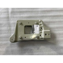 Plaque de montage droite du longeron de pare-chocs avant - BYD - 16290878-00