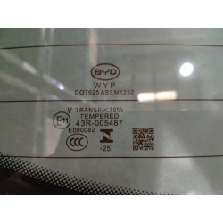 Vitre de couvercle de coffre - BYD - 16281677-00