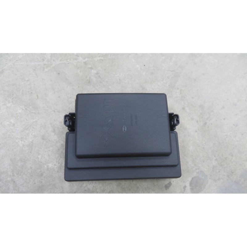 Corps de boîtier de distribution électrique de compartiment avant - BYD - 12733316-00