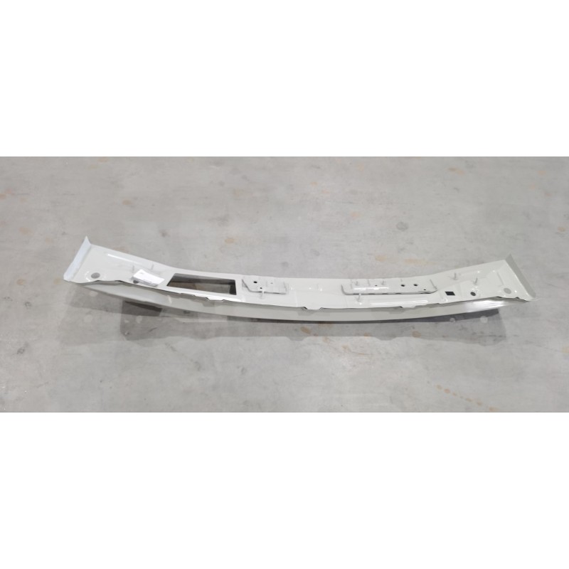 Poutre inférieure du pare-brise avant - BYD - 16238482-00