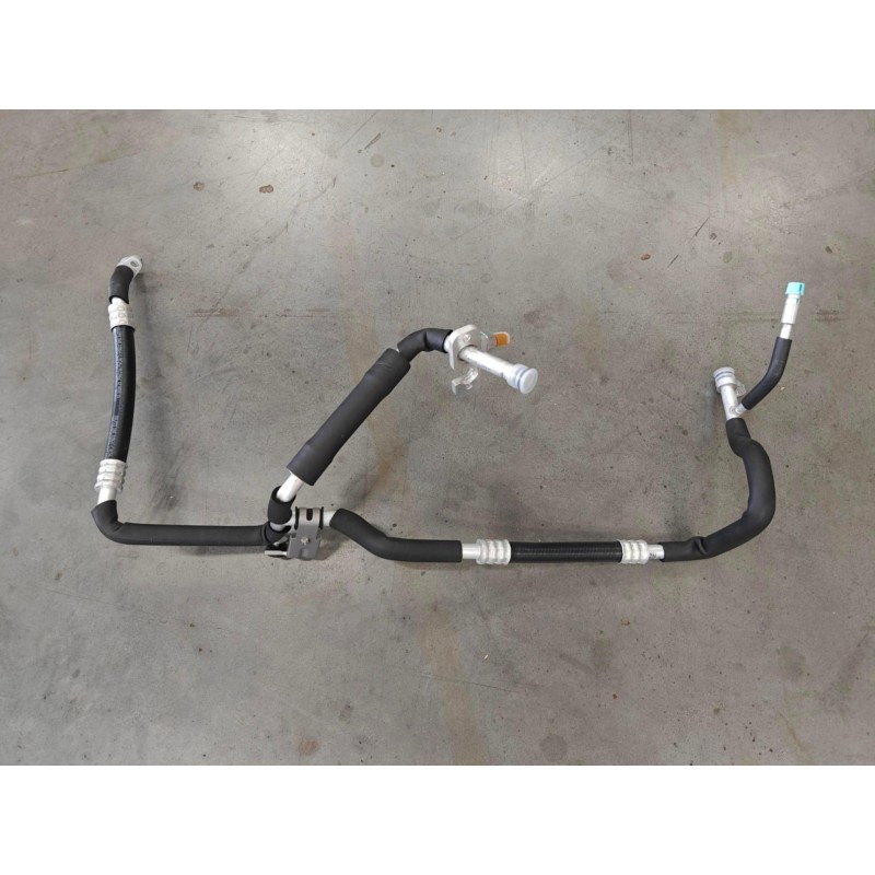 2 de tuyau d'aspiration du compresseur - BYD - 16228071-00