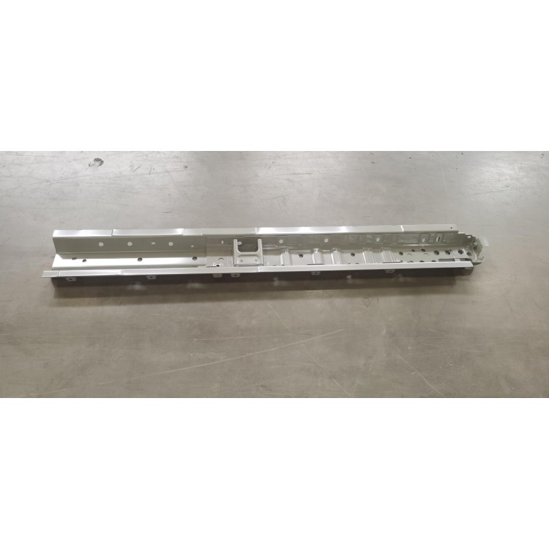 Plaque de renfort de seuil de porte gauche - BYD - 16221722-00