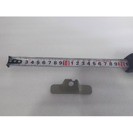 Support inférieur gauche du panneau de garniture de la vitre de custode arrière - BYD - 16178304-00