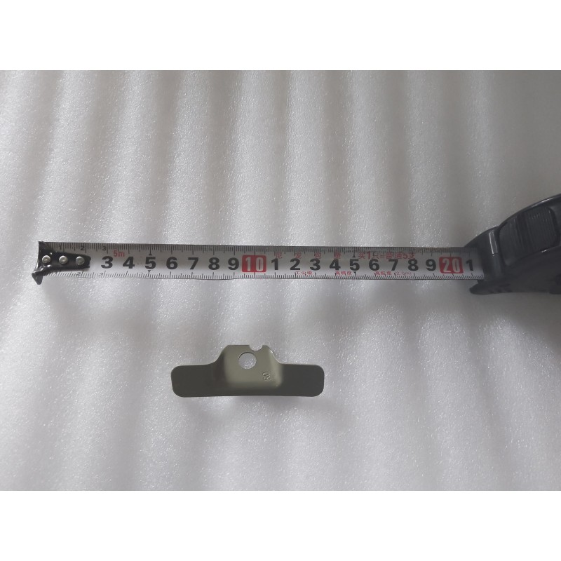 Support inférieur droit du panneau de garniture de la vitre arrière de custode - BYD - 16178298-00