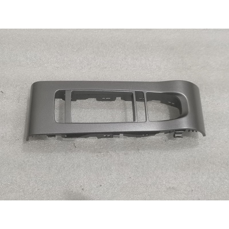 Commande lève-vitre de porte avant gauche - Gris canon mat 2 - BYD - 16100835-00