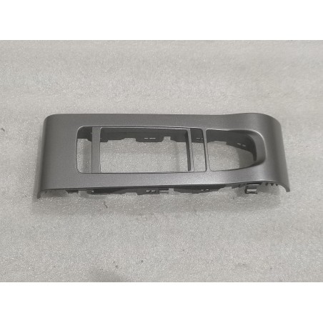 Commande lève-vitre de porte avant gauche - Gris canon mat 2 - BYD - 16100835-00
