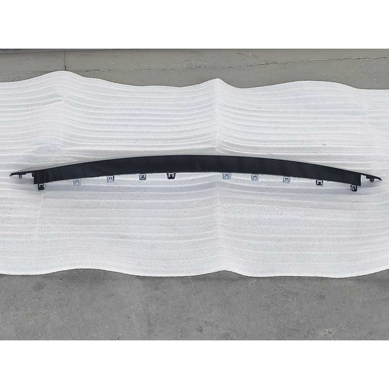 Baguette de pare-chocs arrière supérieur - noir BK - BYD - 16080552-00