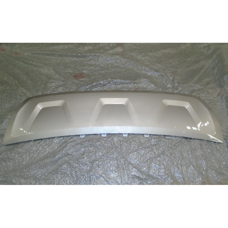 Enjoliveur inférieur de pare-chocs avant - BYD - 12684398-00