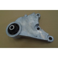 Silentbloc avant de support de moteur arrière - BYD - 12682434-00
