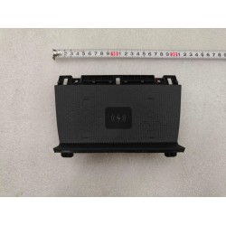 Boîte du téléphone du tableau de bord auxiliaire - BYD - 16034010-00