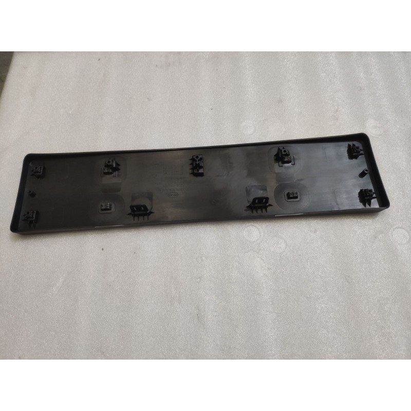 Support de plaque d'immatriculation de pare-chocs avant - BYD - 16026119-00