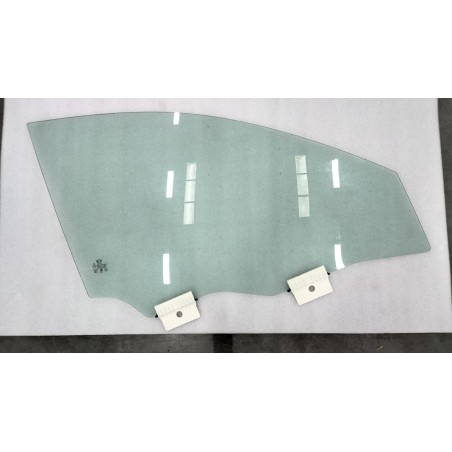 Vitre de porte avant droite - BYD - 15988190-00