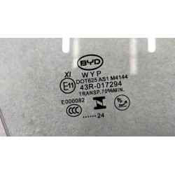 Vitre de porte avant droite - BYD - 15988190-00