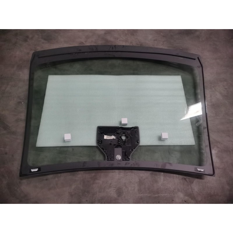Vitrage de pare-brise avant - BYD - 15983481-00