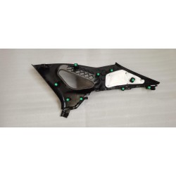 Bouclier supérieur du pilier C gauche - noir foncé 5 - BYD - 15971669-00