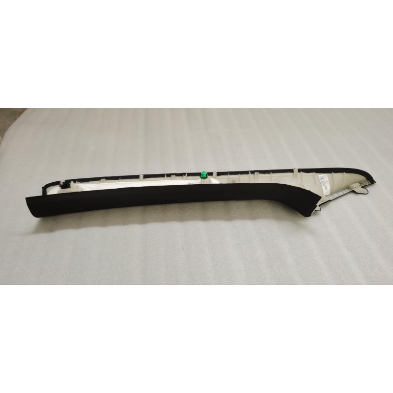Plaque de garde supérieure de pilier A droit assy-noir foncé 5 - BYD - 15971654-00