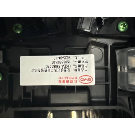 Enjoliveur d'aération droit de tableau de bord - BYD - 15965602-00