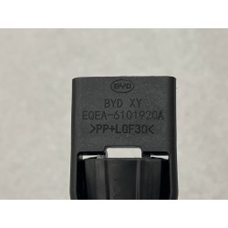 Assemblage du rail de guidage mobile et de la rainure tweed de la porte avant gauche - BYD - 15878577-00