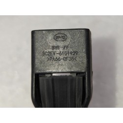 Rail de guidage mobile et coulisse de vitre de porte avant droite - BYD - 15803562-00