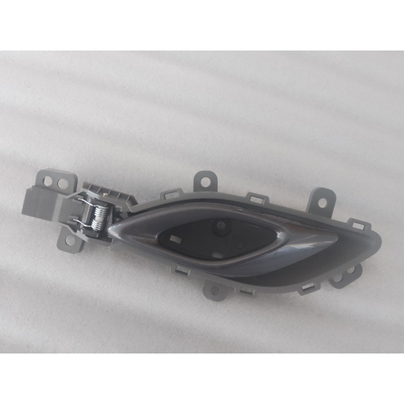 Poignée intérieure de porte arrière gauche - Gris - BYD - 15793362-00