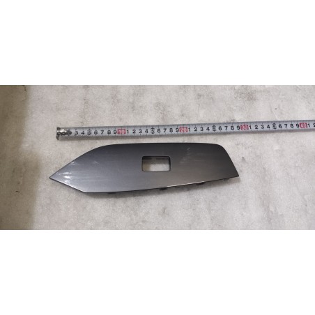 Commande lève-vitre de porte avant droite - Gris Jing clair - BYD - 15793316-00