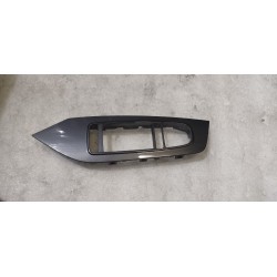 Commande lève-vitre de porte avant gauche - Gris Jing clair - BYD - 15793191-00