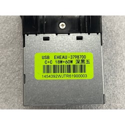 Connecteur de charge USB - BYD - 15717300-00