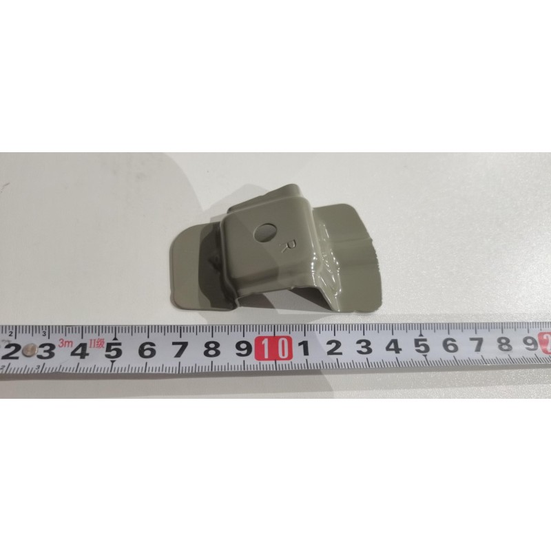 Support inférieur, bloc tampon droit, porte arrière - BYD - 15691937-00