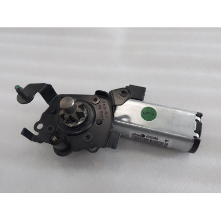 Moteur de réglage de la hauteur du siège - BYD - 15638130-00