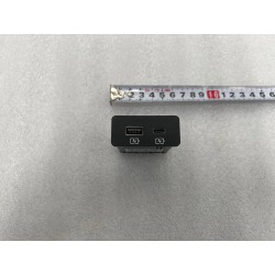 Connecteur de charge USB - BYD - 15611910-00