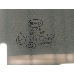 Vitre de porte arrière gauche - BYD - 15611762-00