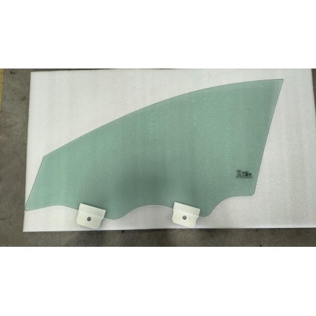Vitrage de porte avant droite - BYD - 15568778-00