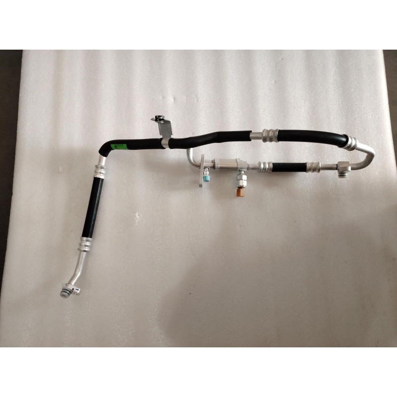 Tuyauterie d'aspiration du compresseur 2 - BYD - 15551768-00
