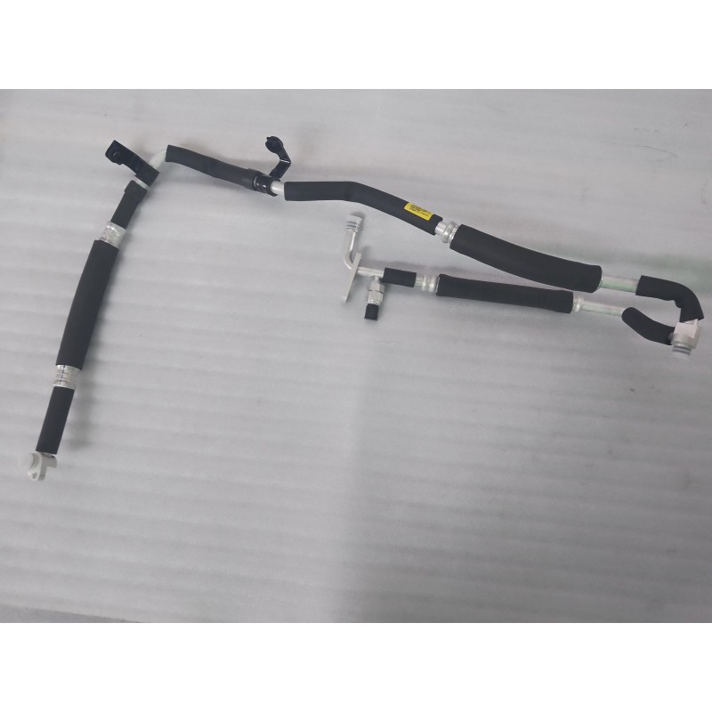 Tuyau d'aspiration du compresseur 2 - BYD - 15508523-00