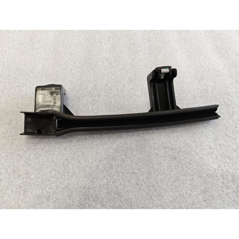Rail coulissant avant et coulisse de vitre de porte avant gauche - BYD - 15410073-00