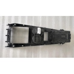 Kit d'installation de porte-gobelets, Sous-tableau de bord-Noir - BYD - 15404450-00