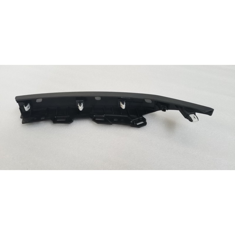 Bouclier inférieur droit,Tableau de bord-Noir profond - BYD - 15366430-00