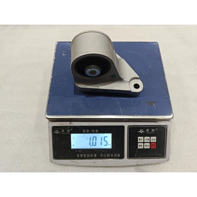 Support droit de montage de l'ensemble du moteur d'entraînement arrière - BYD - 15289083-00