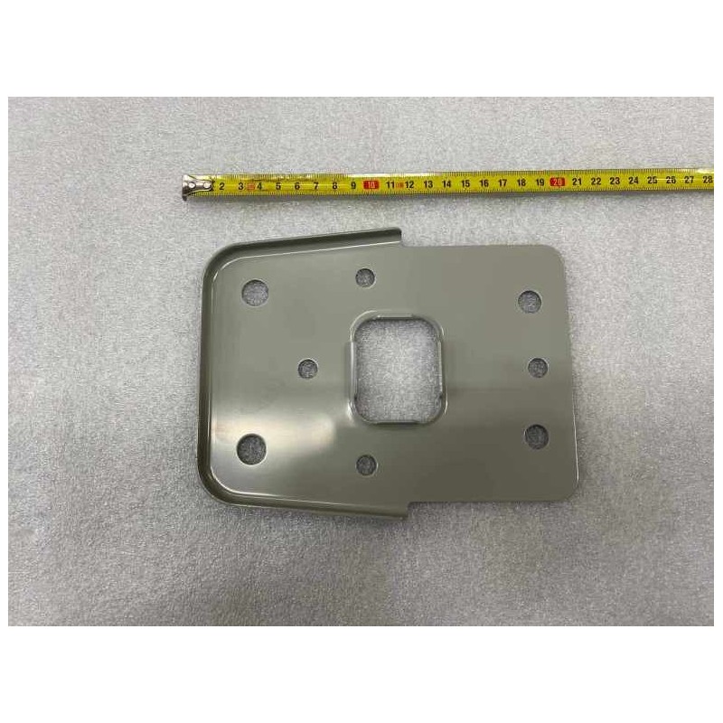 Plaque de renforcement de montage de la poutre du pare-chocs arrière - BYD - 15262756-00