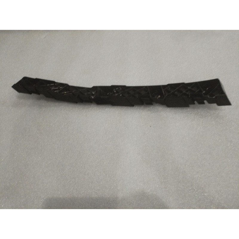 Cadre de fixation de protection avant du feu combiné avant droit - BYD - 15243848-00