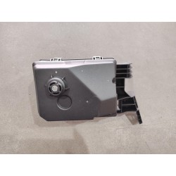 Support inférieur de boîte à fusibles de compartiment avant - BYD - 15183023-00