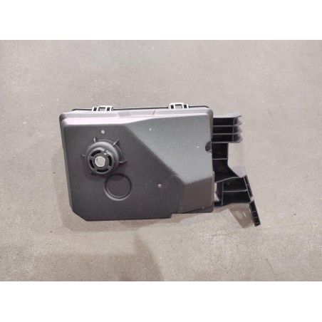Support inférieur de boîte à fusibles de compartiment avant - BYD - 15183023-00