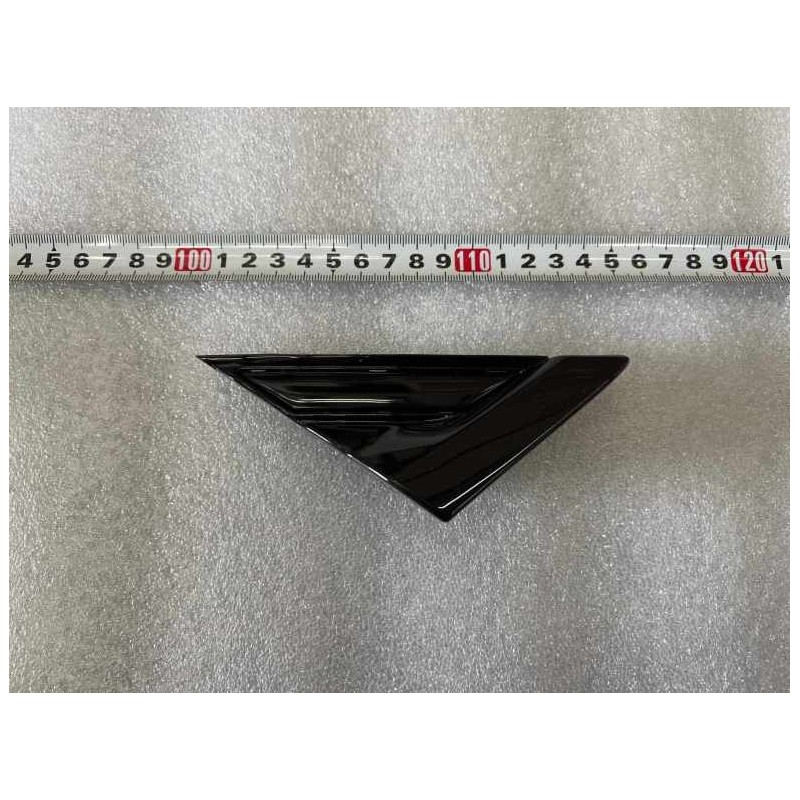 Garniture de l'angle de l'aile droite - BYD - 15171396-00