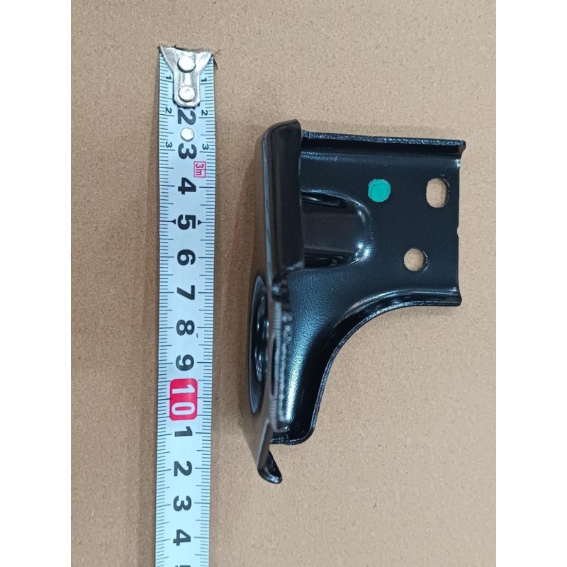 II de support de montage supérieur du radiateur - BYD - 15121938-00