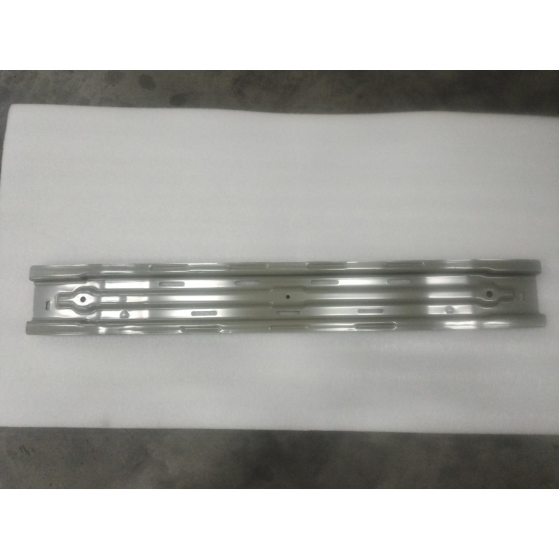 Traverse centrale de la couverture du toit - BYD - 15028438-00