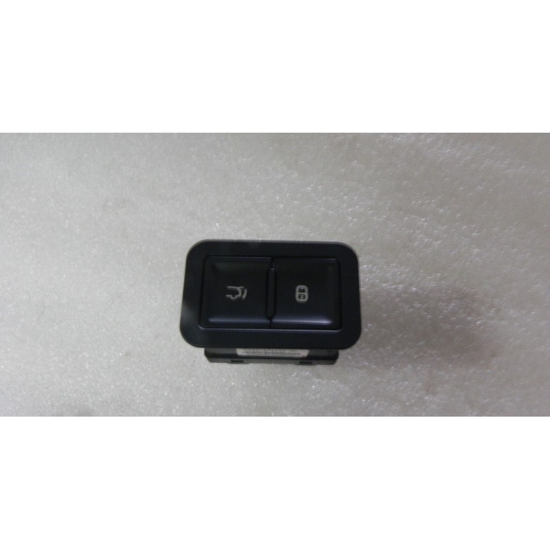 Interrupteur de fermeture de hayon électrique - BYD - 11963827-00